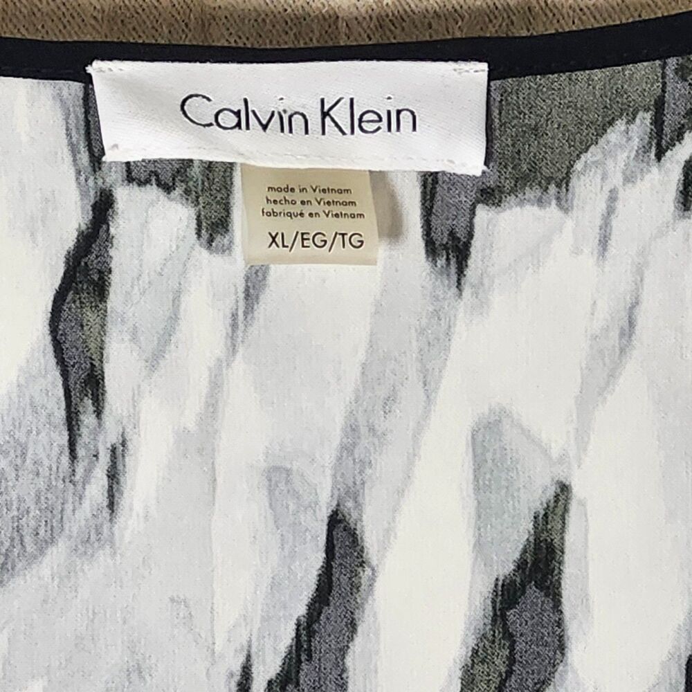 Calvin Klein Blouse Womens XL Black White Gray Long Sleeve V Neck Zip Abstract - Picture 3 of 6